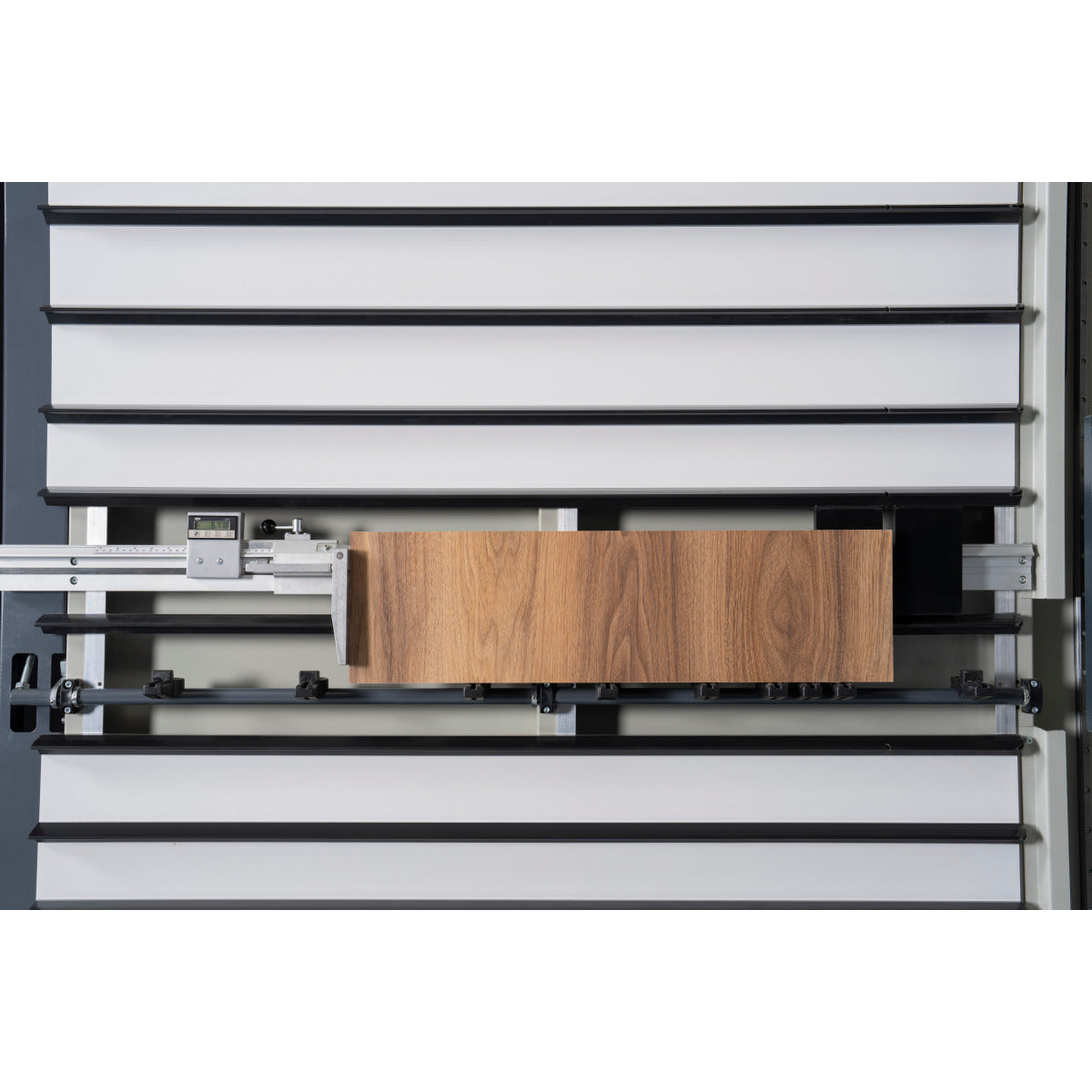 Scie à panneaux verticale Holzkraft VPS 2251 VR ED